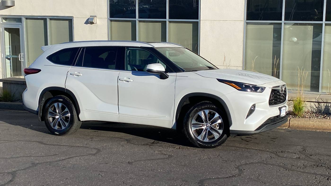 2022 Toyota Highlander XLE — SUV — 31,246 mi — White Bear Lake, MN