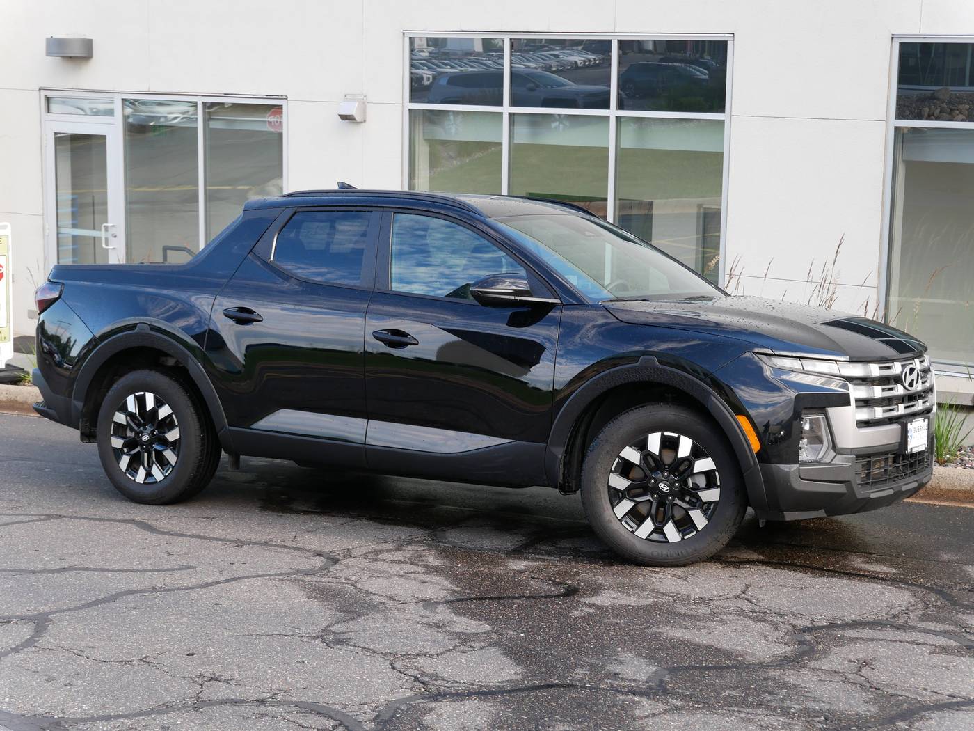 2025 Hyundai Santa Cruz SEL Activity — Pickup Truck — 8,367 mi — White Bear Lake, MN