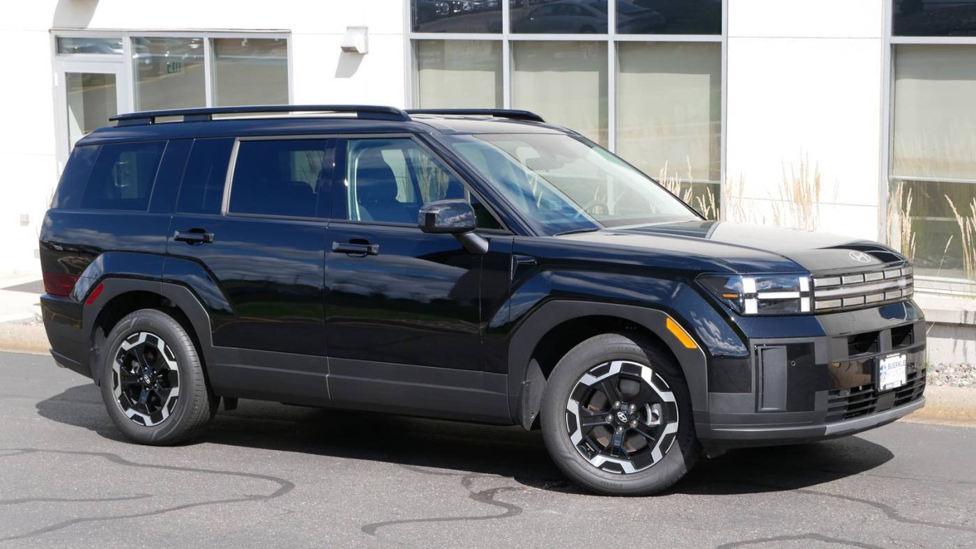 2024 Hyundai Santa Fe SEL — SUV — 4,945 mi — White Bear Lake, MN