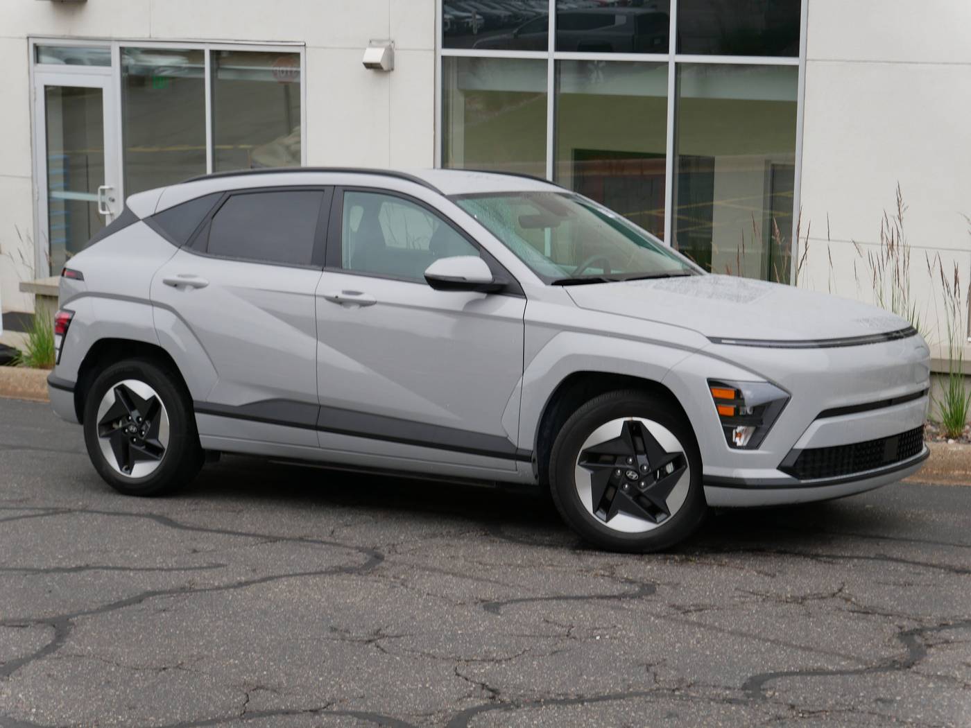 2024 Hyundai Kona Electric SEL — SUV — 14,552 mi — White Bear Lake, MN