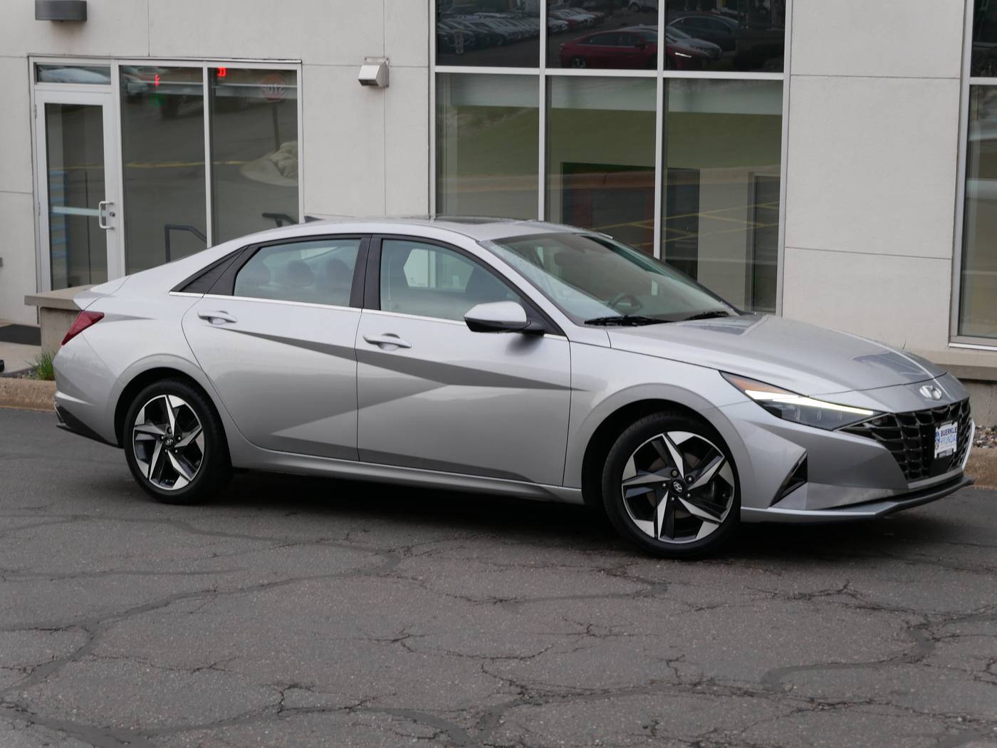 2022 Hyundai Elantra Limited — Sedan — 40,677 mi — White Bear Lake, MN