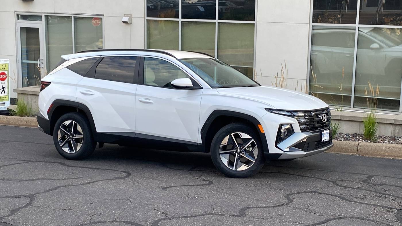 2025 Hyundai Tucson SEL — SUV — 7,584 mi — White Bear Lake, MN
