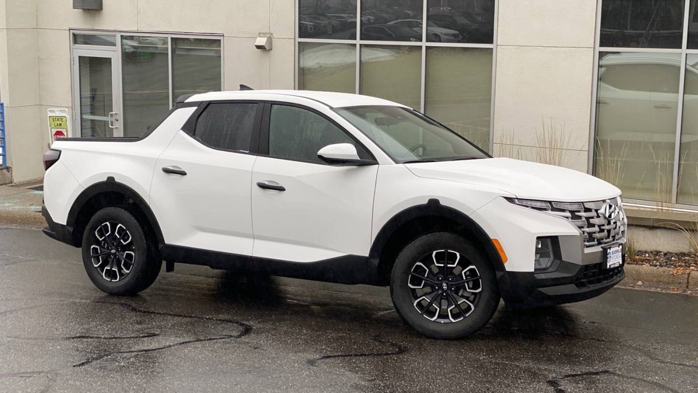 2024 Hyundai Santa Cruz SE — Pickup Truck — 4,942 mi — White Bear Lake, MN