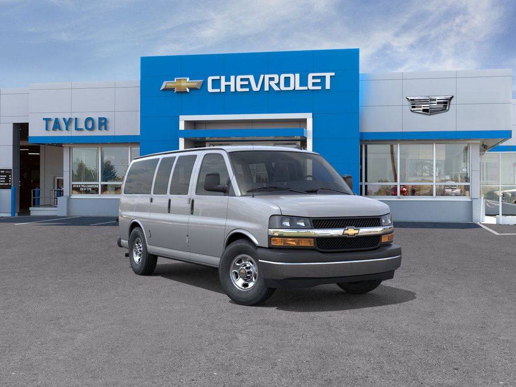 2025 Chevrolet Express LT 3500