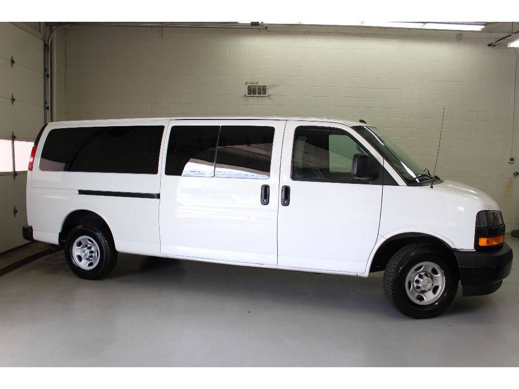 2022 Chevrolet Express Passenger LS — Passenger Van — 52,116 mi — Toledo, OH