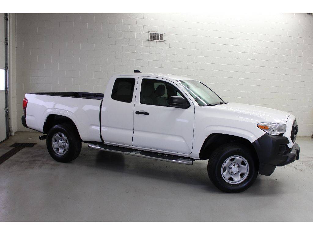 2022 Toyota Tacoma SR — Pickup Truck — 57,668 mi — Toledo, OH