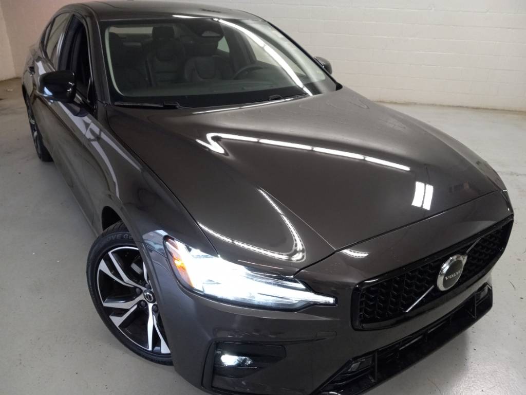 2024 Volvo S60 Core — Sedan — 35,363 mi — Toledo, OH