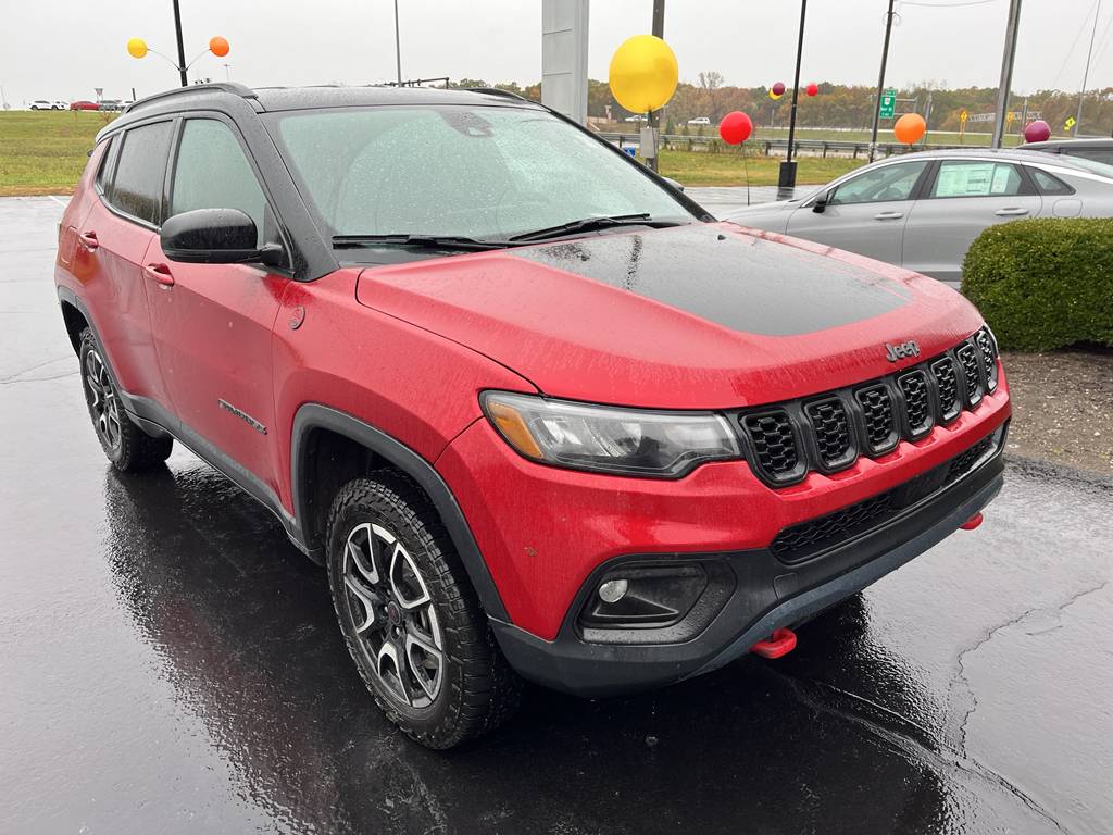 2025 Jeep Compass Trailhawk — SUV — 37,822 mi — Toledo, OH
