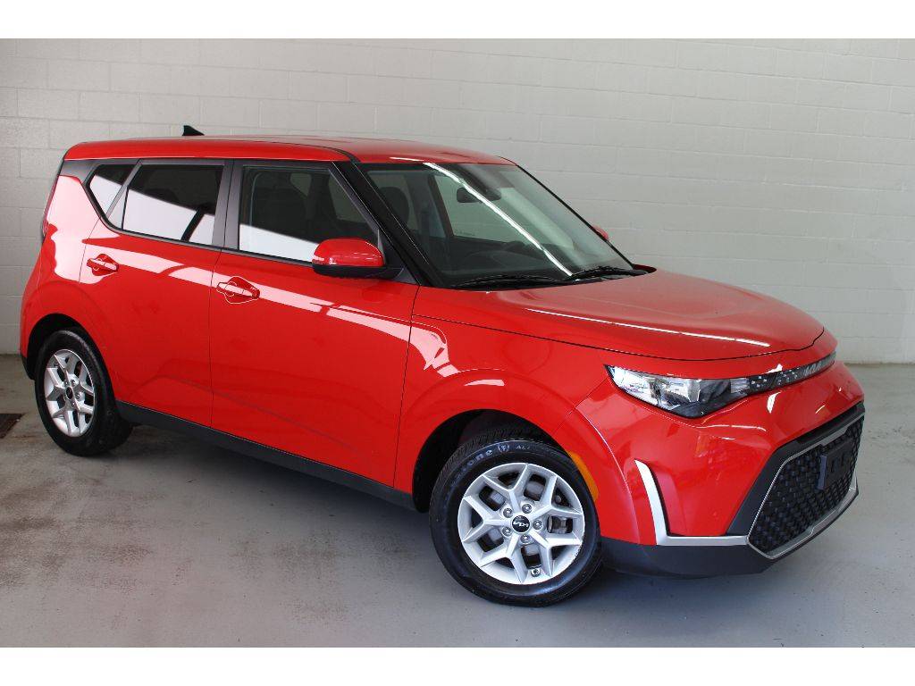 2023 Kia Soul LX — Hatchback — 40,290 mi — Toledo, OH