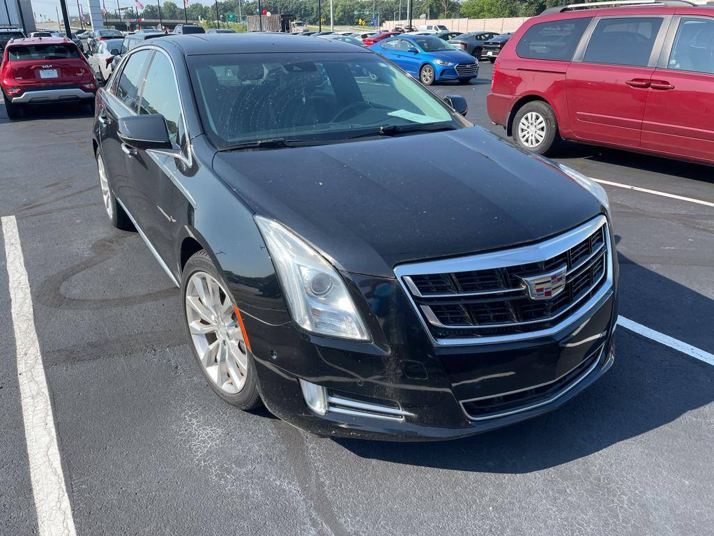 2016 Cadillac XTS Luxury Collection — Sedan — 48,507 mi — Toledo, OH