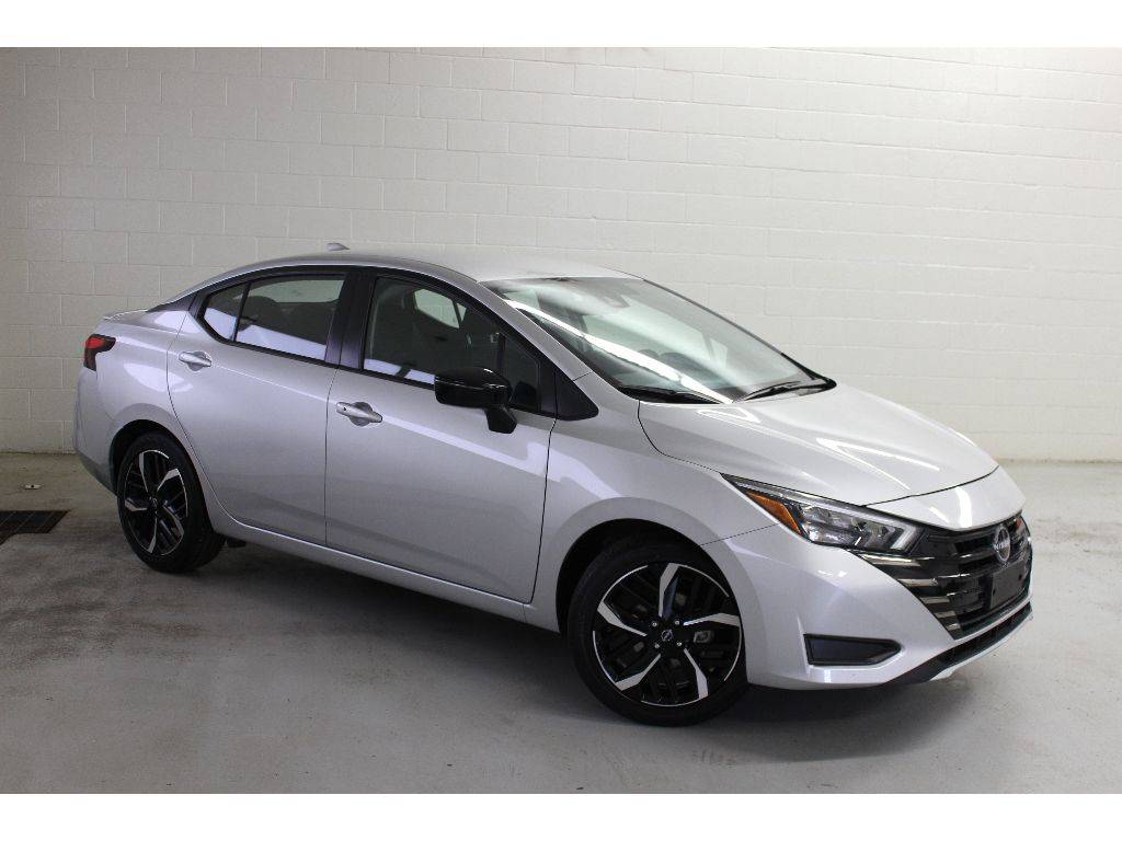 2024 Nissan Versa SR — Sedan — 19,203 mi — Toledo, OH