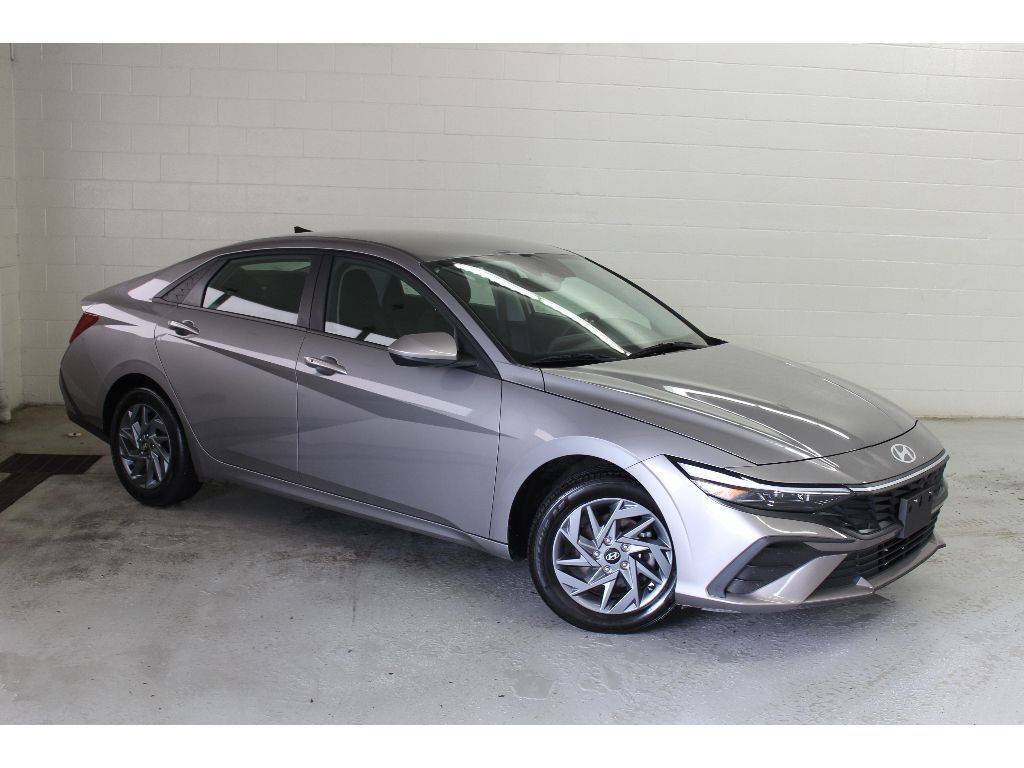 2024 Hyundai Elantra SEL — Sedan — 36,923 mi — Toledo, OH
