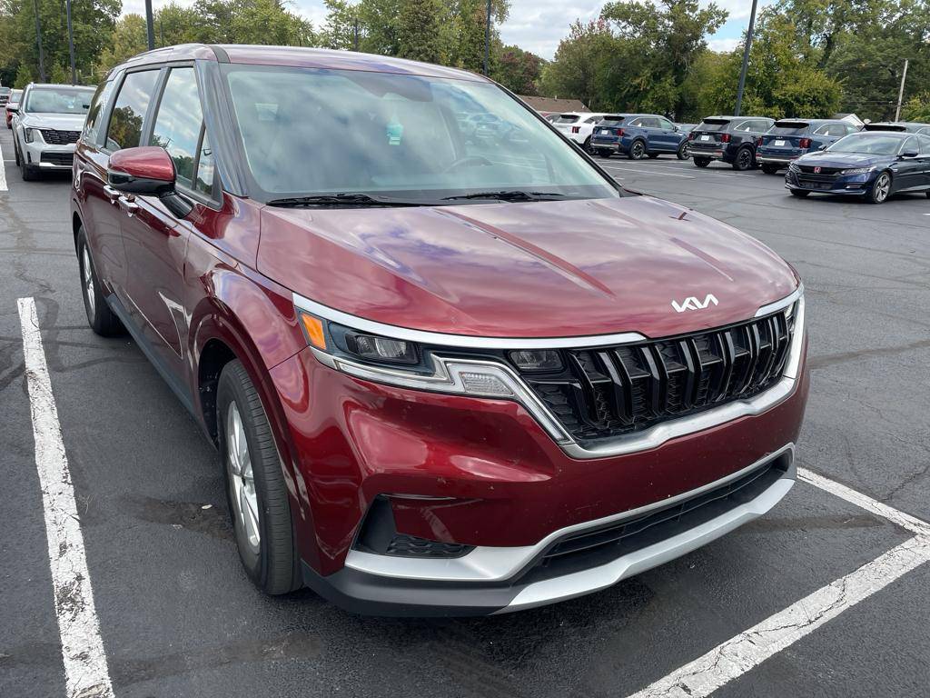 2023 Kia Carnival LXS — Minivan — 21,569 mi — Toledo, OH