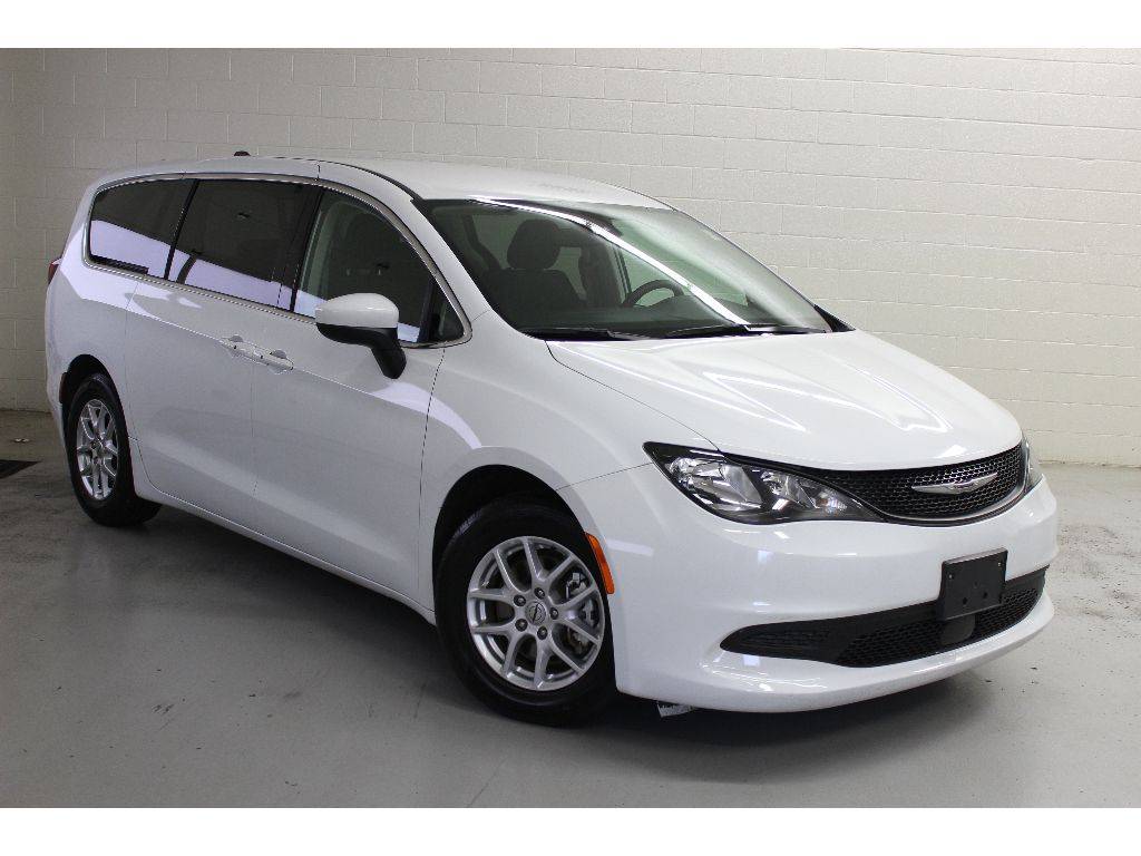 2023 Chrysler Voyager LX — Minivan — 70,745 mi — Toledo, OH