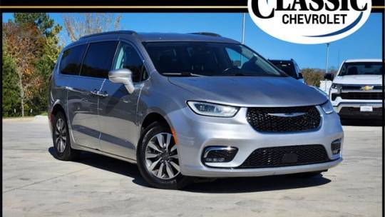 2021 Chrysler Pacifica Touring L — Minivan — 33,804 mi — Denison, TX