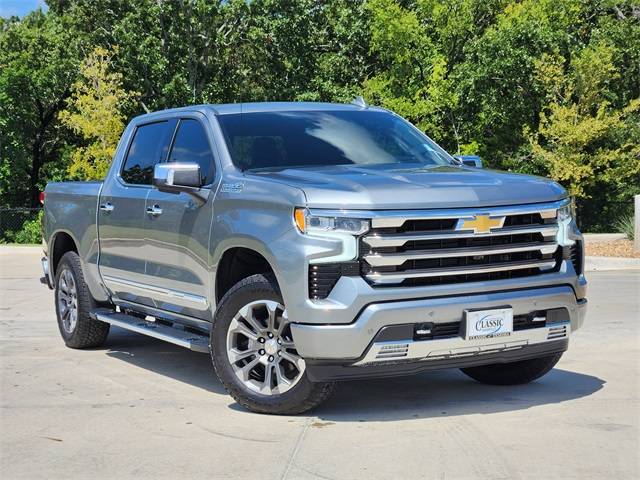 2025 Chevrolet Silverado 1500 High Country — Pickup Truck — 7,900 mi — Denison, TX
