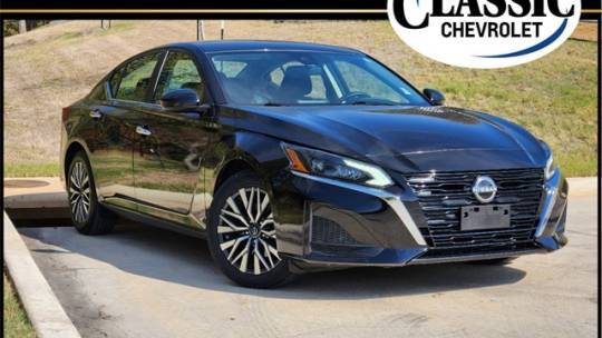2023 Nissan Altima SV — Sedan — 28,515 mi — Denison, TX