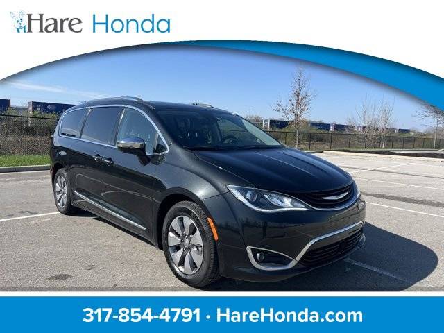 2018 Chrysler Pacifica Hybrid Limited — Minivan — 50,173 mi — Avon, IN
