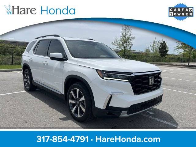 2023 Honda Pilot Touring — SUV — 23,278 mi — Avon, IN
