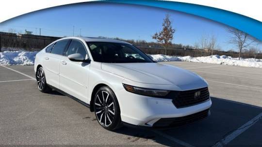 2023 Honda Accord Hybrid Touring — Sedan — 35,143 mi — Avon, IN