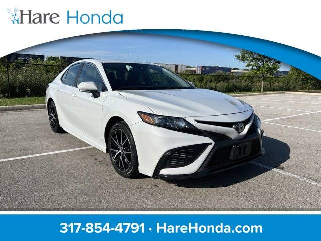 2022 Toyota Camry SE — Sedan — 60,519 mi — Avon, IN