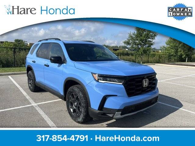 2025 Honda Pilot TrailSport — SUV — 4,372 mi — Avon, IN
