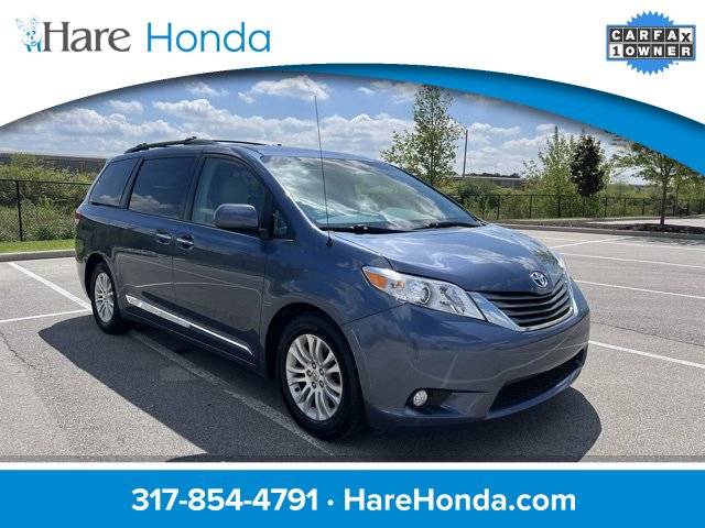 2014 Toyota Sienna L — Minivan — 122,432 mi — Avon, IN