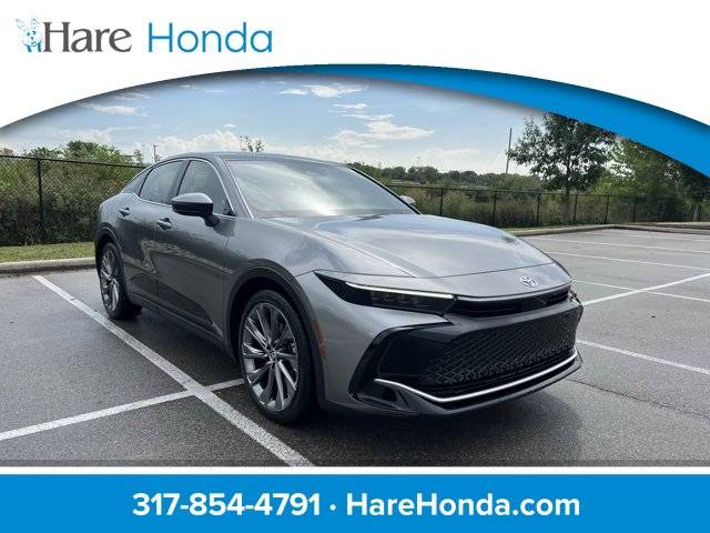 2024 Toyota Crown Limited — Sedan — 14,882 mi — Avon, IN