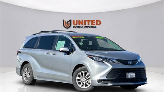 2021 Toyota Sienna LE — Minivan — 50,050 mi — Imperial, CA