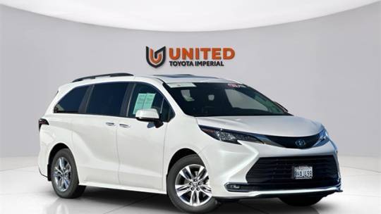 2023 Toyota Sienna XLE — Minivan — 24,075 mi — Imperial, CA