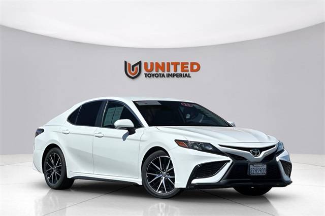 2022 Toyota Camry SE — Sedan — 29,080 mi — Imperial, CA