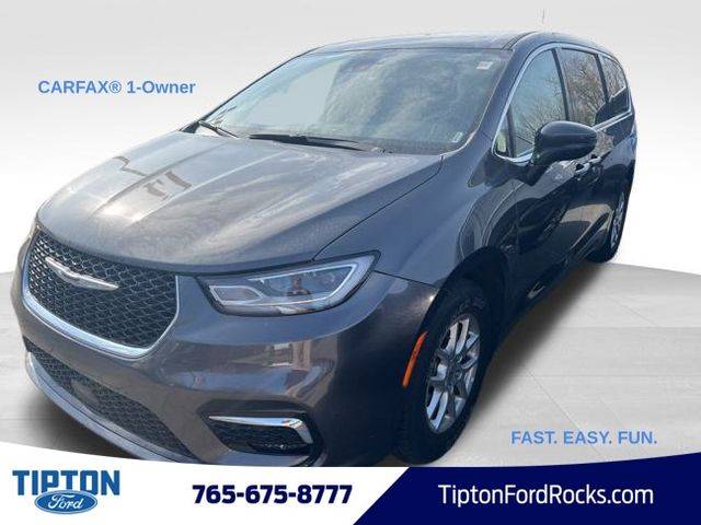 2023 Chrysler Pacifica Touring L — Minivan — 48,787 mi — Tipton, IN