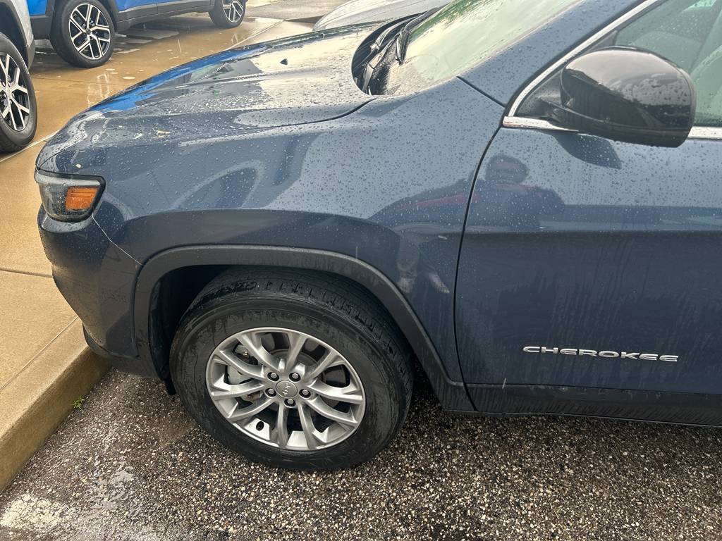 2022 Jeep Cherokee Latitude Lux — SUV — 62,819 mi — Bloomington, IN