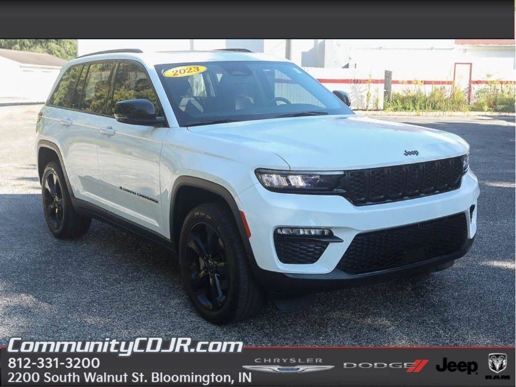 2023 Jeep Grand Cherokee Limited — SUV — 13,800 mi — Bloomington, IN