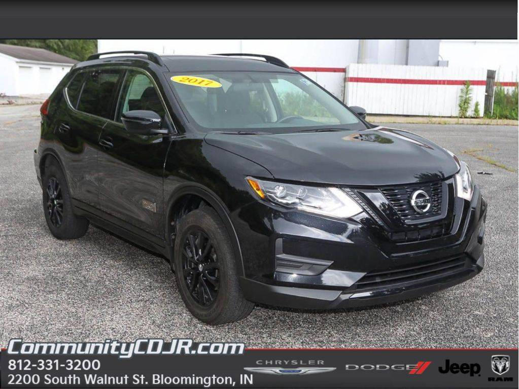 2017 Nissan Rogue SV — SUV — 68,500 mi — Bloomington, IN