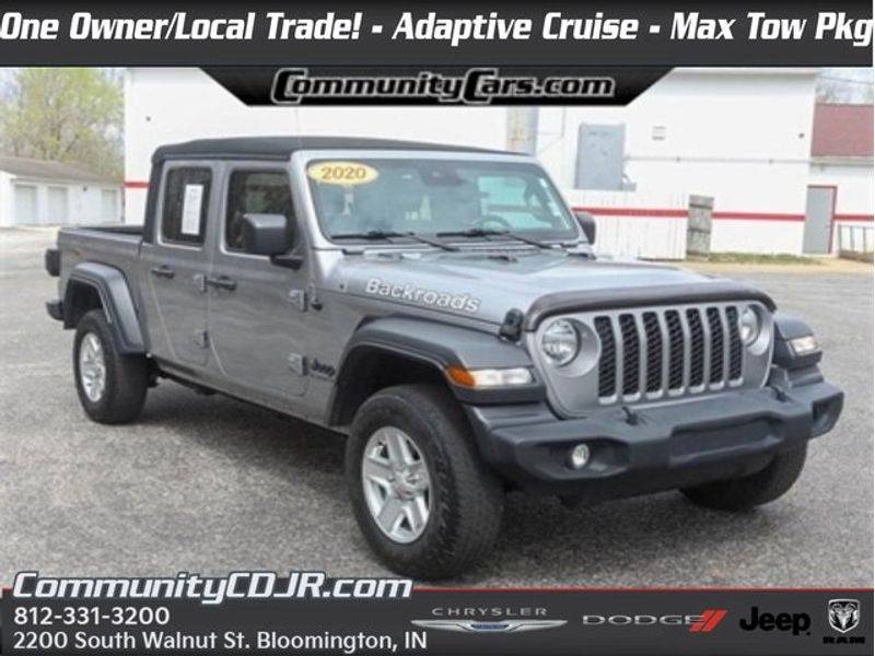 2020 Jeep Gladiator Sport S — Pickup Truck — 99,610 mi — Bloomington, IN