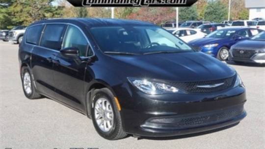 2023 Chrysler Voyager LX — Minivan — 67,291 mi — Bloomington, IN