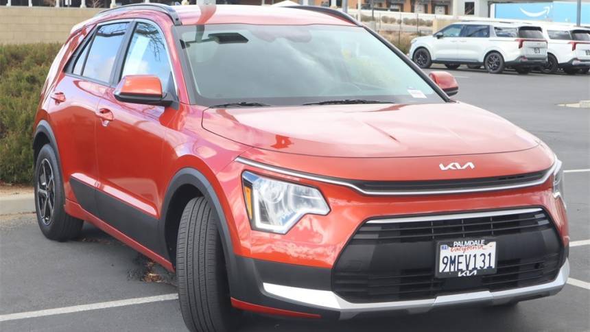 2023 Kia Niro Plug-In Hybrid EX — SUV — 15,193 mi — Palmdale, CA