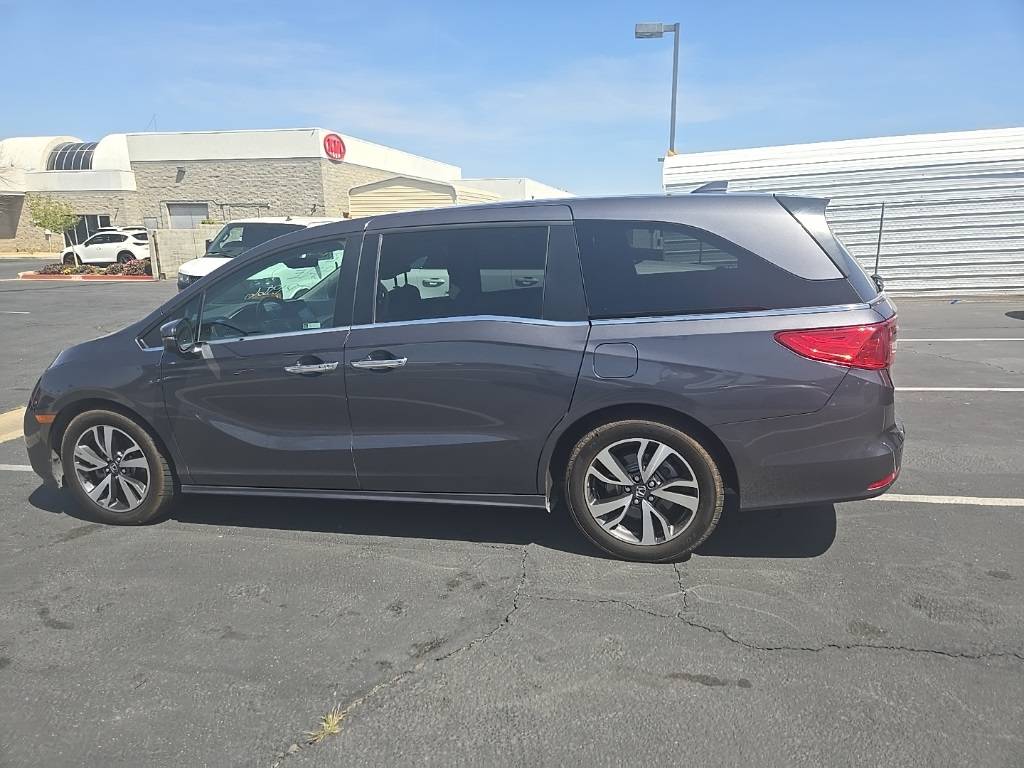 2021 Honda Odyssey Touring — Minivan — 48,848 mi — Palmdale, CA