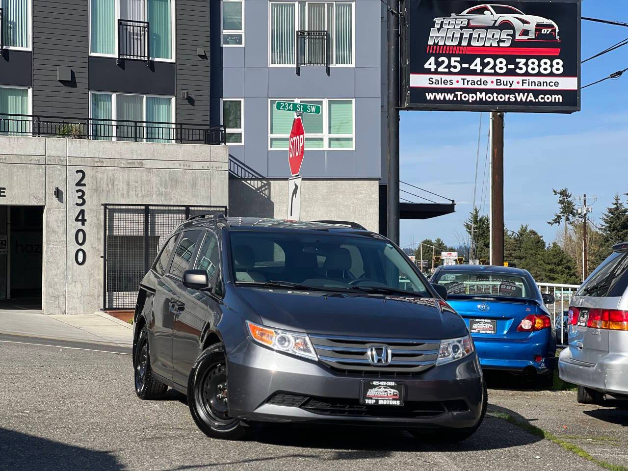 2013 Honda Odyssey LX — Minivan — 104,984 mi — Everett, WA