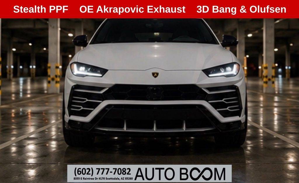 2019 Lamborghini Urus Standard