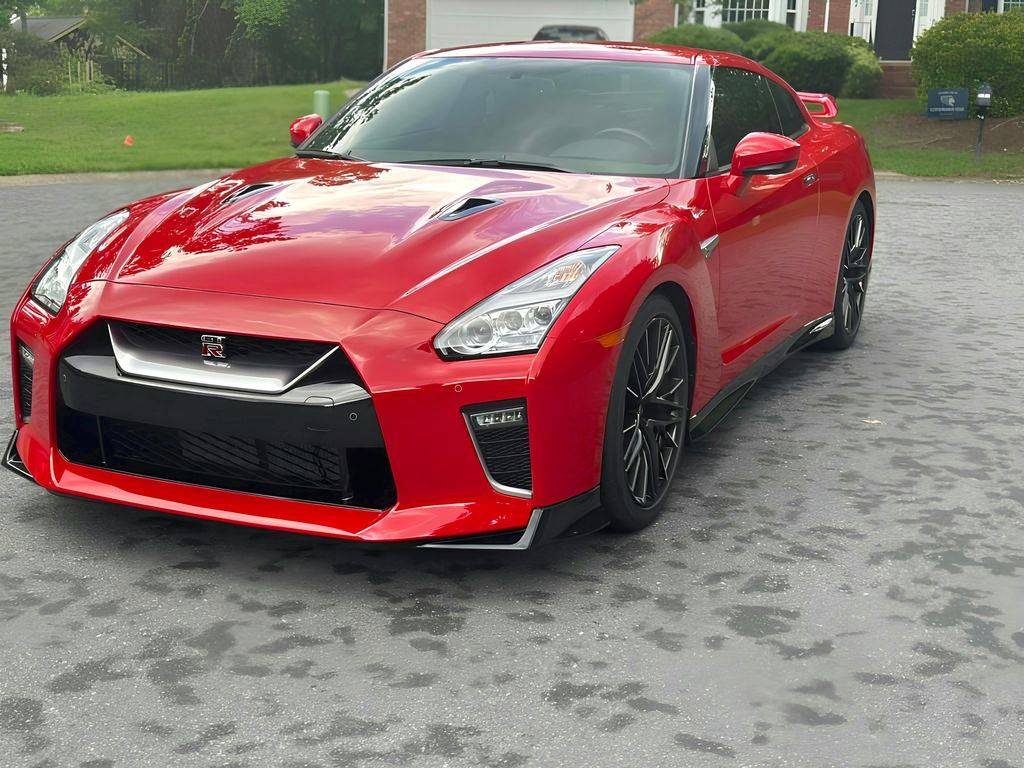 2021 Nissan GT-R Premium — Coupe — 3,087 mi — Scottsdale, AZ