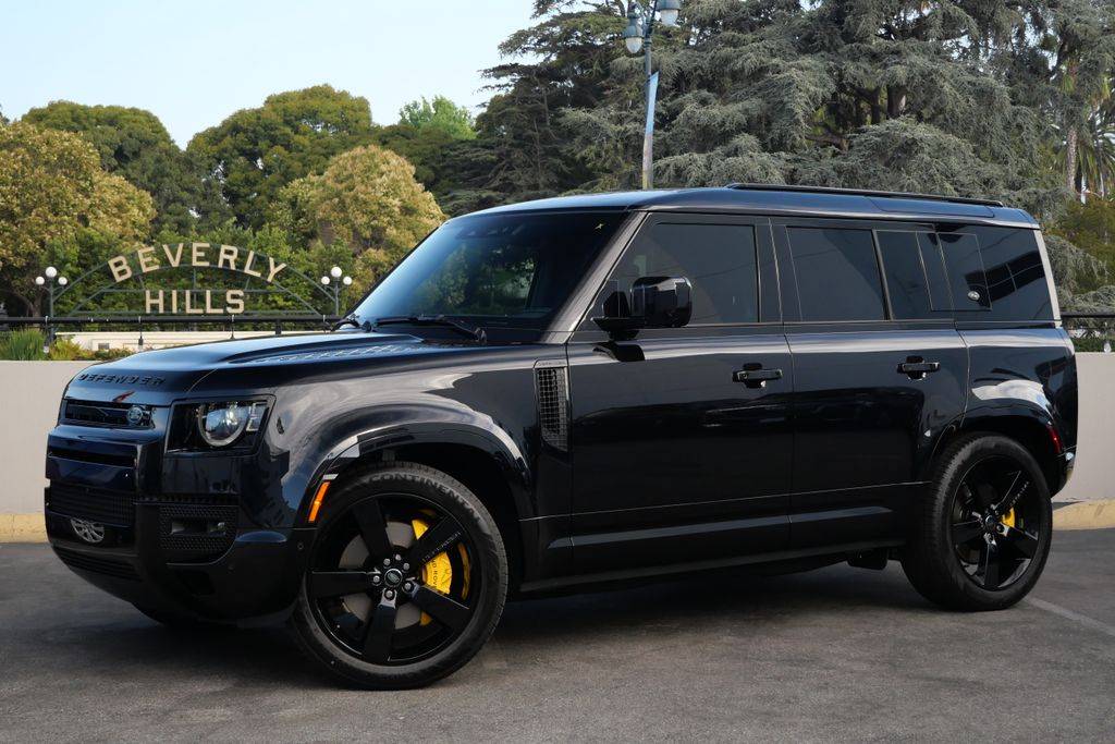 2023 Land Rover Defender SE — SUV — 21,900 mi — Scottsdale, AZ