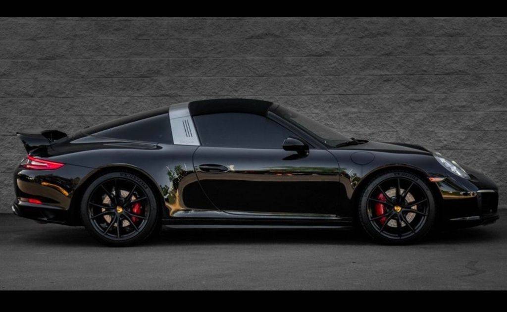 2019 Porsche 911 Targa 4S — Coupe — 33,415 mi — Scottsdale, AZ