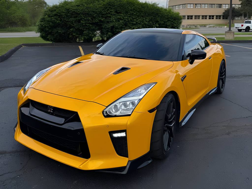 2017 Nissan GT-R Premium — Coupe — 42,800 mi — Scottsdale, AZ