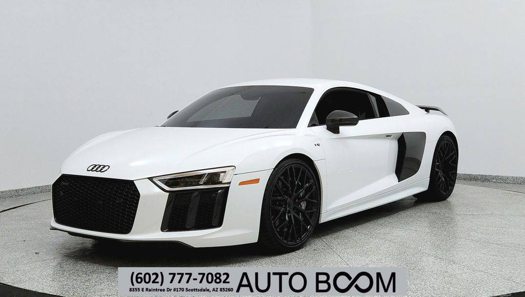 2017 Audi R8 V10 plus