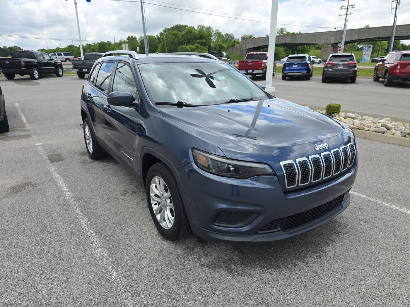 2020 Jeep Cherokee Latitude — SUV — 68,923 mi — Hopkinsville, KY