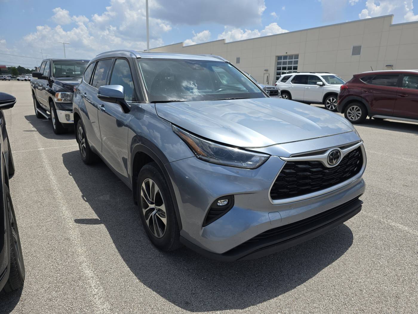 2021 Toyota Highlander XLE — SUV — 60,503 mi — Hopkinsville, KY