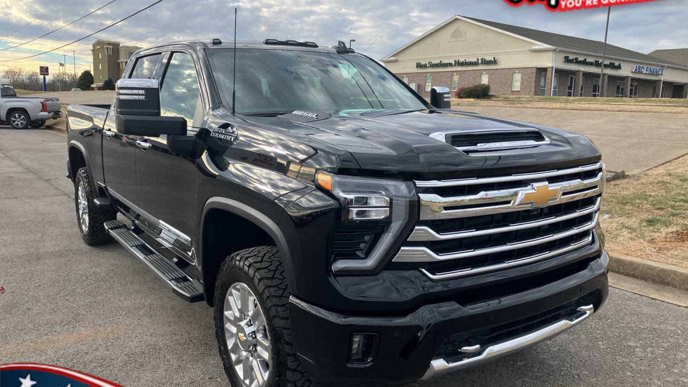 2025 Chevrolet Silverado 2500HD High Country — Pickup Truck — 1,327 mi — Hopkinsville, KY