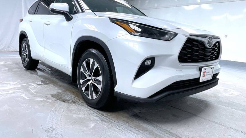 2022 Toyota Highlander XLE — SUV — 16,398 mi — East Swanzey, NH